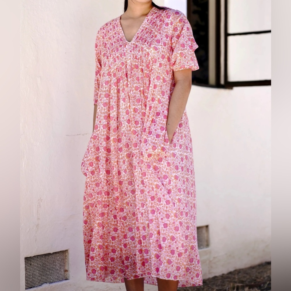 Lightweight Boutique Floral Pink Midi Dress